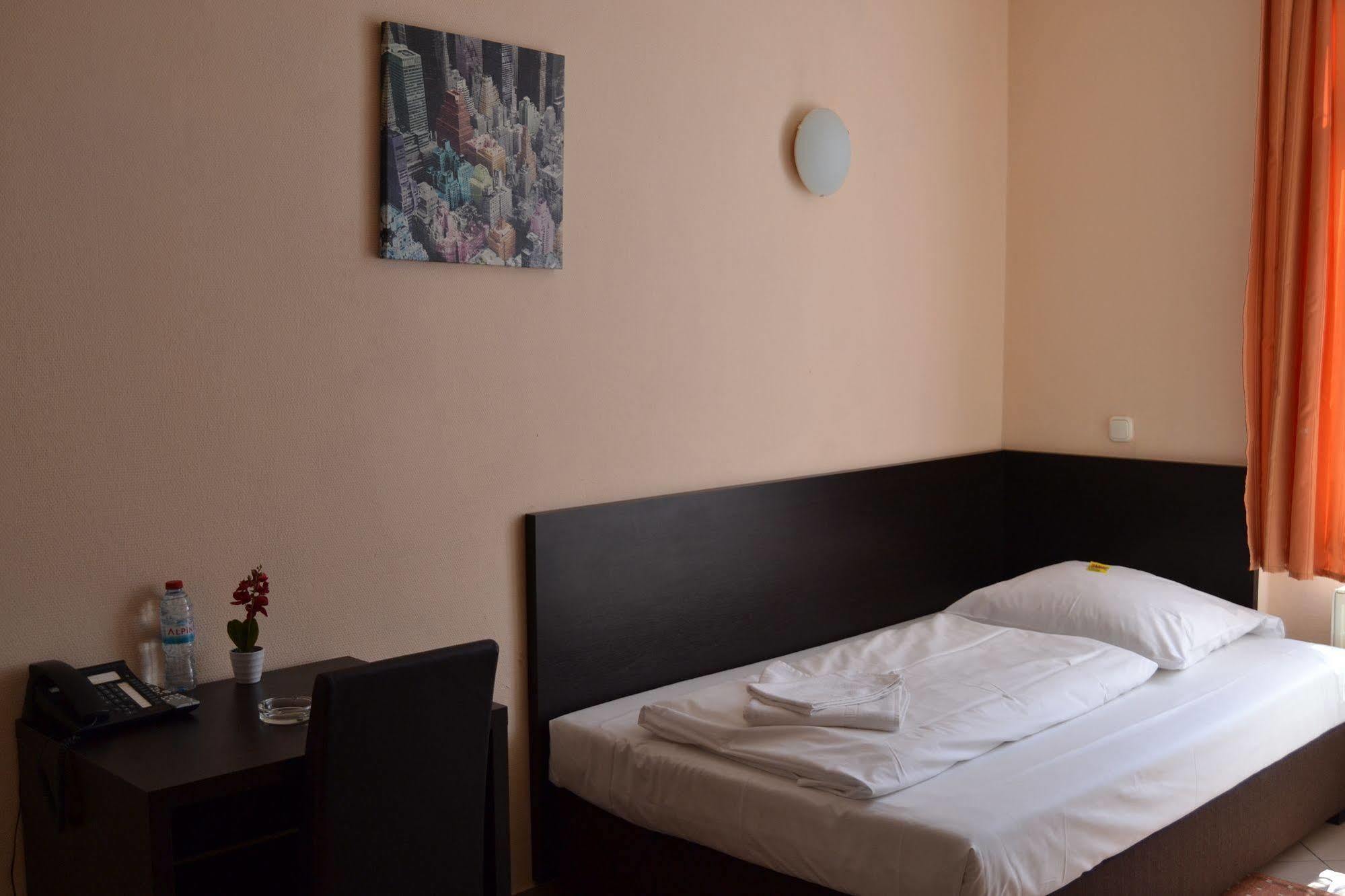 Angel Hotel Frankfurt am Main Luaran gambar